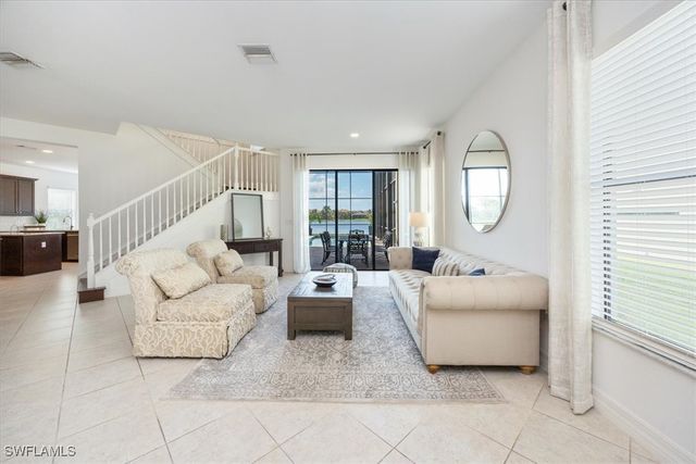 13905 Luna DR, Naples, FL 34109