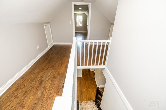 5548 S Kilbourn Avenue, Chicago, IL 60629