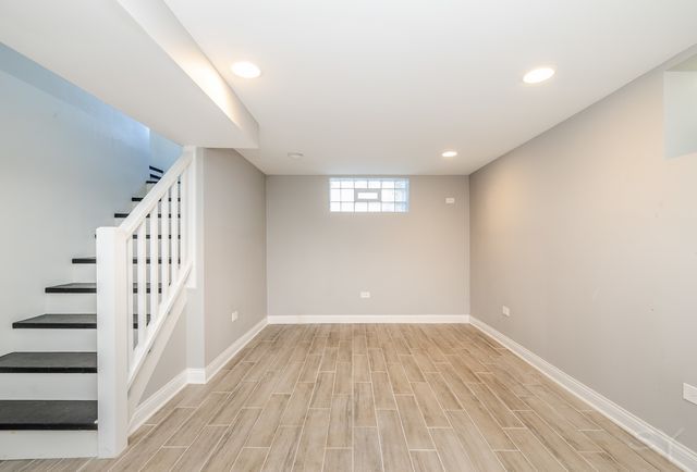 5548 S Kilbourn Avenue, Chicago, IL 60629