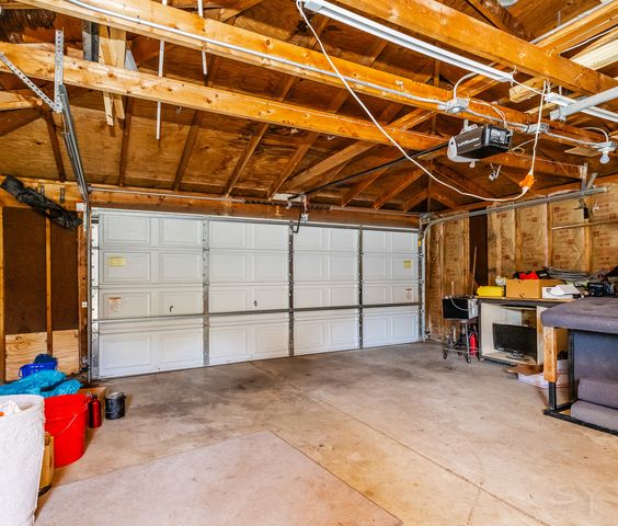 5548 S Kilbourn Avenue, Chicago, IL 60629