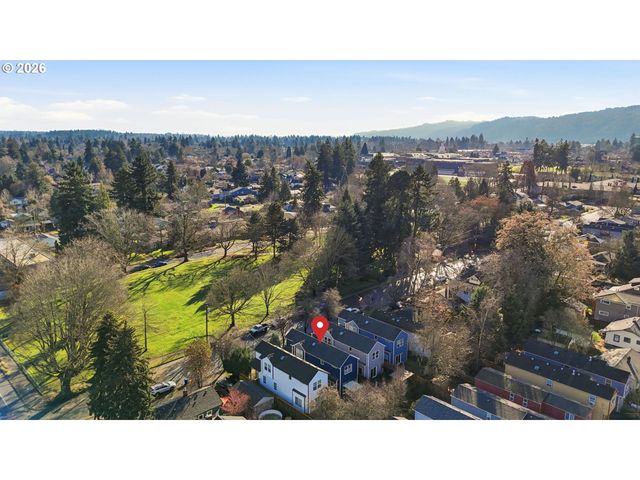 9459 N CALHOUN Ave, Portland, OR 97203