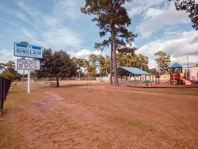 1422 W 24th Street, Houston, TX 77008