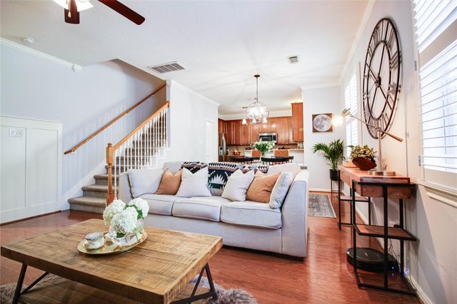 1422 W 24th Street, Houston, TX 77008