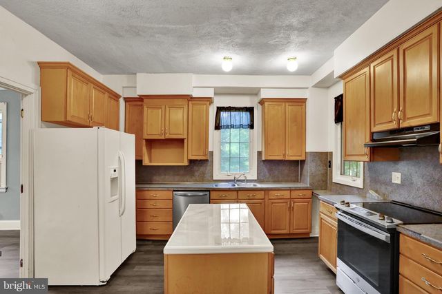1840 PHILADELPHIA AVE, Reading, PA 19607