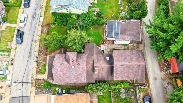 2980 Ruthwood Ave, Baldwin Boro, PA 15227