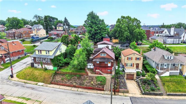 2980 Ruthwood Ave, Baldwin Boro, PA 15227