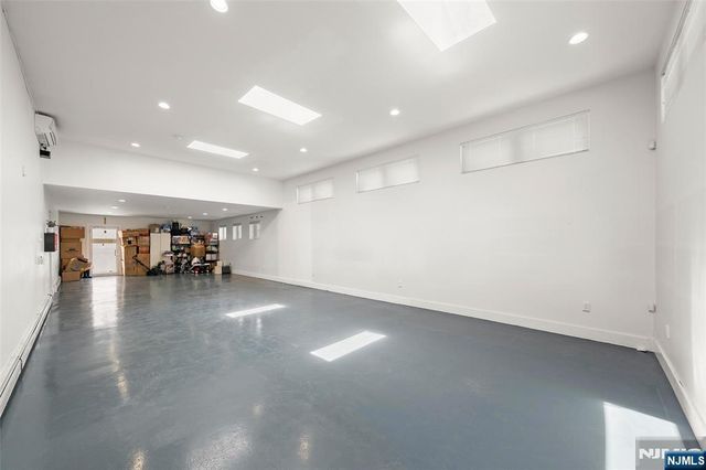 1095 Palisade Avenue, Fort Lee, NJ 07024