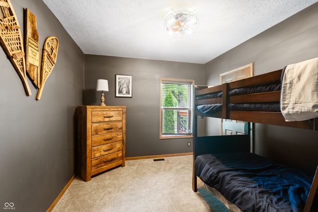 9082 Axsom Branch Road, Nashville, IN 47448