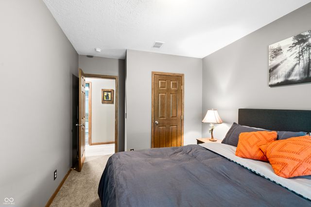 9082 Axsom Branch Road, Nashville, IN 47448