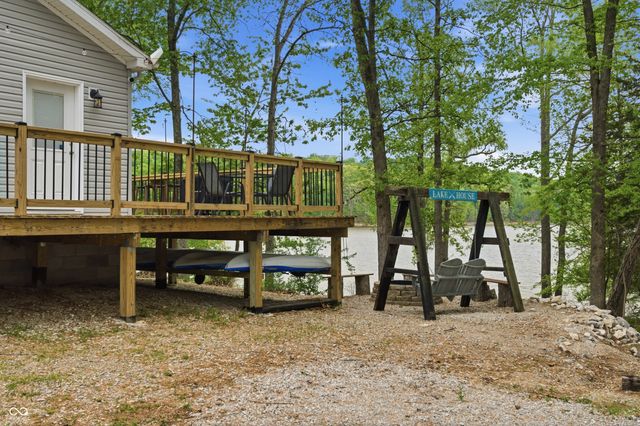9082 Axsom Branch Road, Nashville, IN 47448