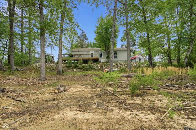 9082 Axsom Branch Road, Nashville, IN 47448