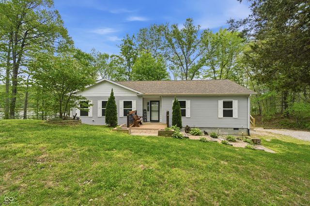 9082 Axsom Branch Road, Nashville, IN 47448