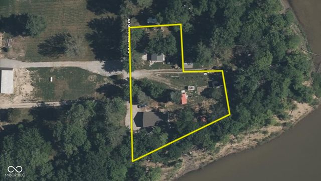9082 Axsom Branch Road, Nashville, IN 47448