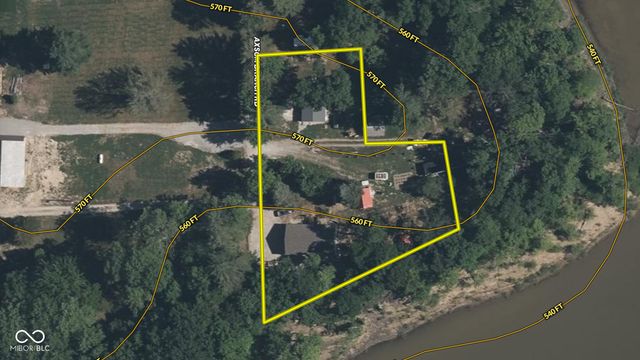9082 Axsom Branch Road, Nashville, IN 47448