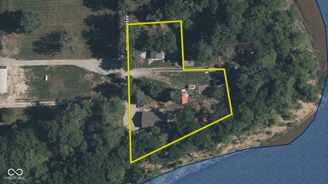 9082 Axsom Branch Road, Nashville, IN 47448