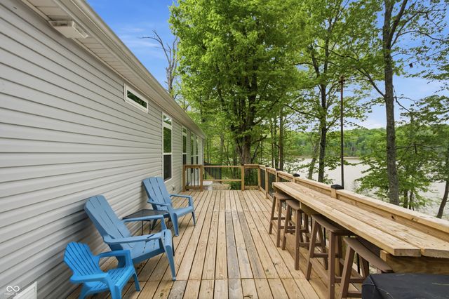 9082 Axsom Branch Road, Nashville, IN 47448