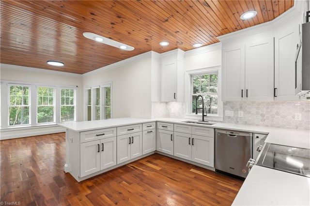 347 Friendship Circle, Winston-salem, NC 27106