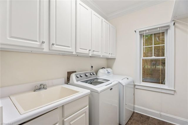 347 Friendship Circle, Winston-salem, NC 27106