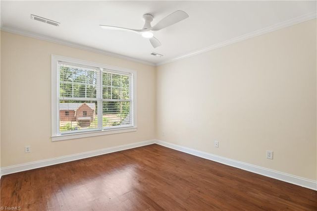 347 Friendship Circle, Winston-salem, NC 27106