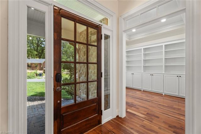 347 Friendship Circle, Winston-salem, NC 27106