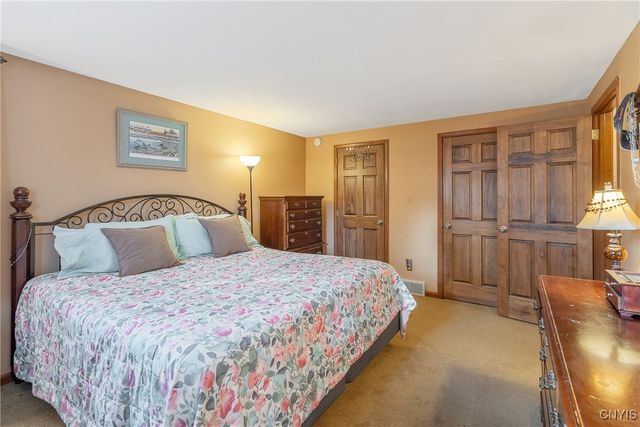 4185 Antler Lane, Clay, NY 13090