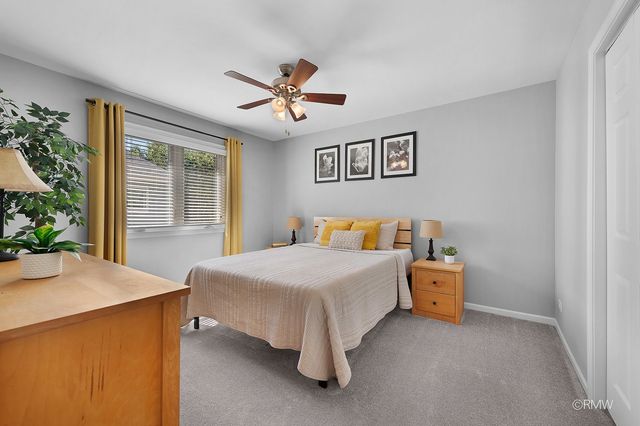 0S068 Cottonwood Drive, Wheaton, IL 60187