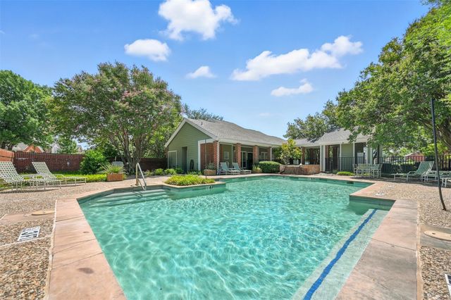 6220 Bentwood Trail 908, Dallas, TX 75252