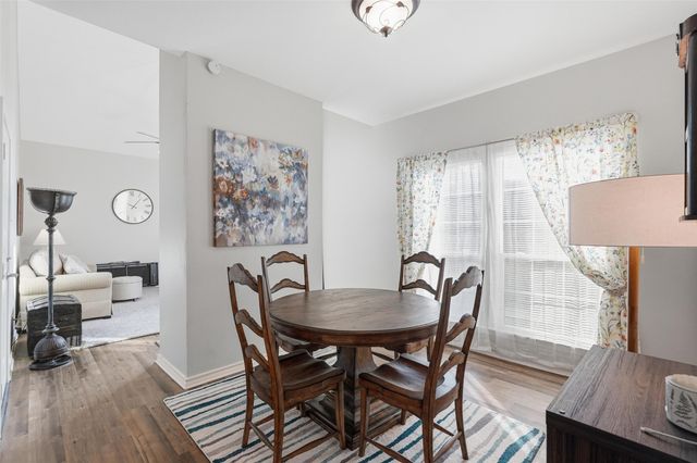 6220 Bentwood Trail 908, Dallas, TX 75252