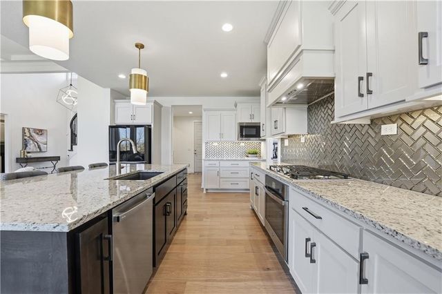 18304 Monrovia Street, Overland Park, KS 66013