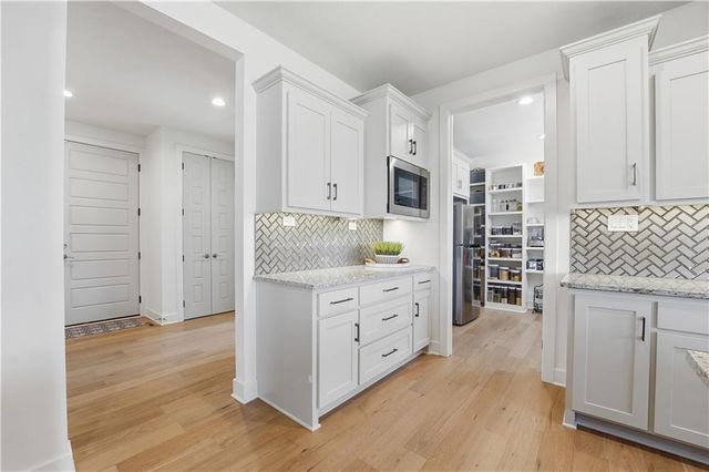 18304 Monrovia Street, Overland Park, KS 66013