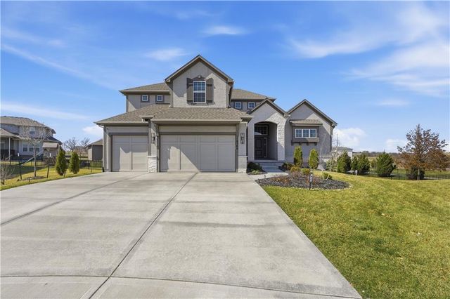 18304 Monrovia Street, Overland Park, KS 66013