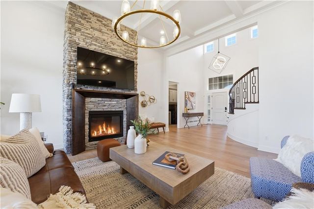 18304 Monrovia Street, Overland Park, KS 66013