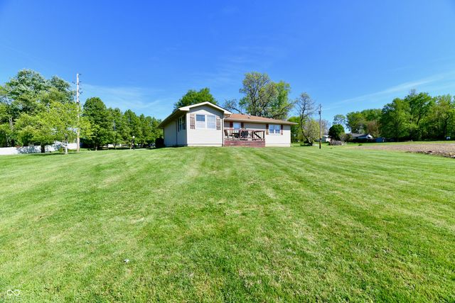 801 N 400 W, Bargersville, IN 46106