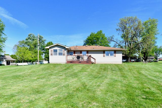 801 N 400 W, Bargersville, IN 46106
