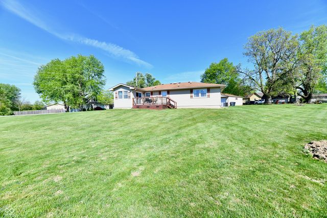 801 N 400 W, Bargersville, IN 46106