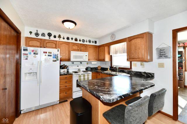 801 N 400 W, Bargersville, IN 46106