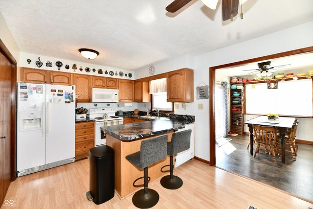 801 N 400 W, Bargersville, IN 46106
