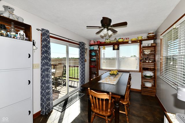 801 N 400 W, Bargersville, IN 46106