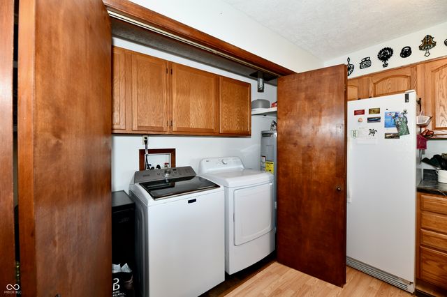 801 N 400 W, Bargersville, IN 46106
