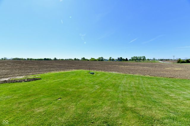 801 N 400 W, Bargersville, IN 46106