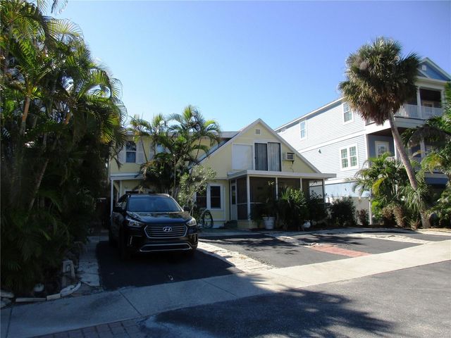 618 AVENIDA DE MAYO, Sarasota, FL 34242