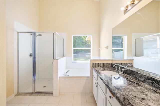 16926 HAWKRIDGE ROAD, Lithia, FL 33547