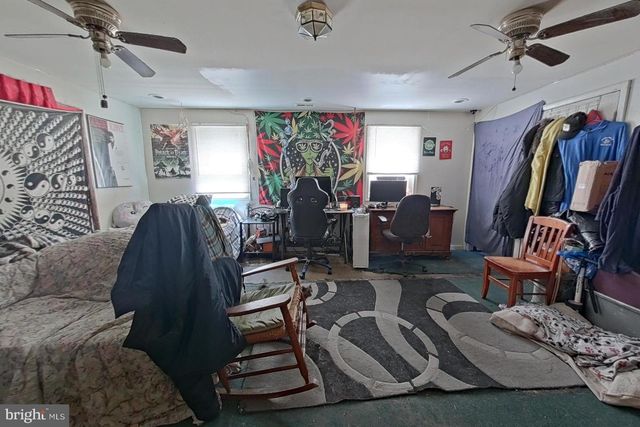401 BURBANK CT, Baltimore, MD 21227