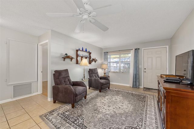 9525 SW 84TH TERRACE C, Ocala, FL 34481