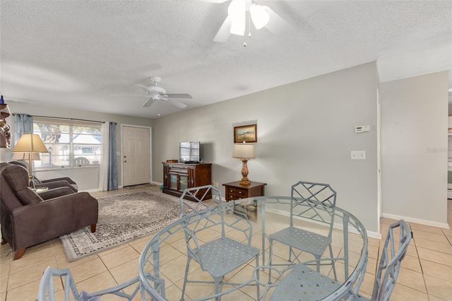 9525 SW 84TH TERRACE C, Ocala, FL 34481