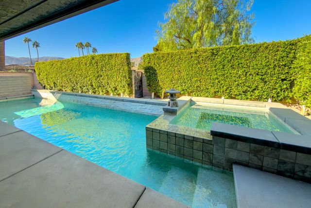 15 Dartmouth Drive, Rancho Mirage, CA 92270