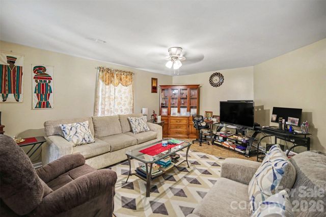 125 Proctor Street, Gastonia, NC 28052