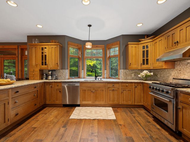 76 Saddleback Way, Lake Placid, NY 12946