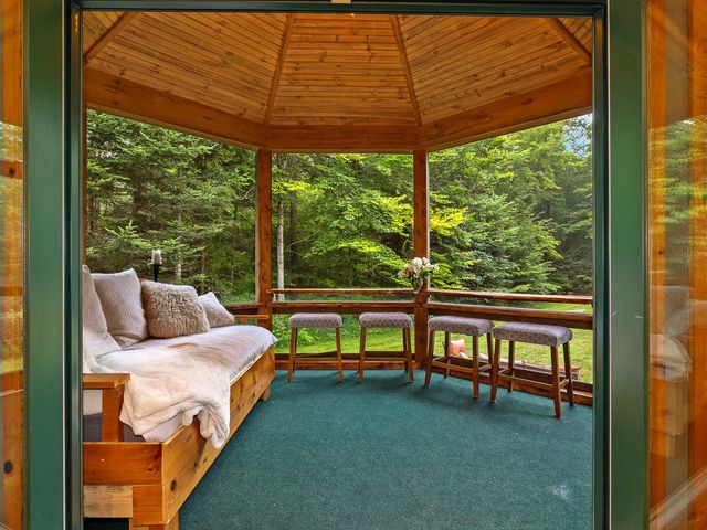 76 Saddleback Way, Lake Placid, NY 12946