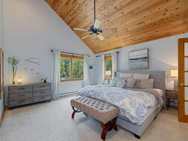 76 Saddleback Way, Lake Placid, NY 12946